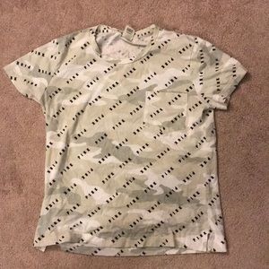 VS Pink Camo Tee